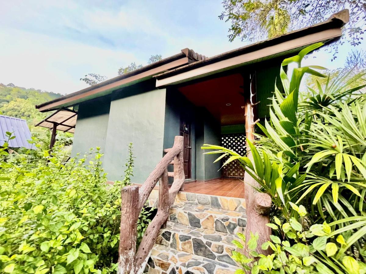 Khao Sok Green Valley Resort - Sha Certified Khao Sok National Park Exterior foto